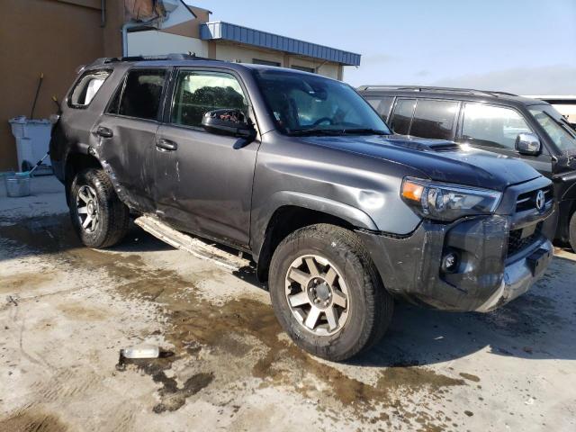 JTEPU5JR3N6031868 - 2022 TOYOTA 4RUNNER SR5/SR5 PREMIUM 灰色 照片 4