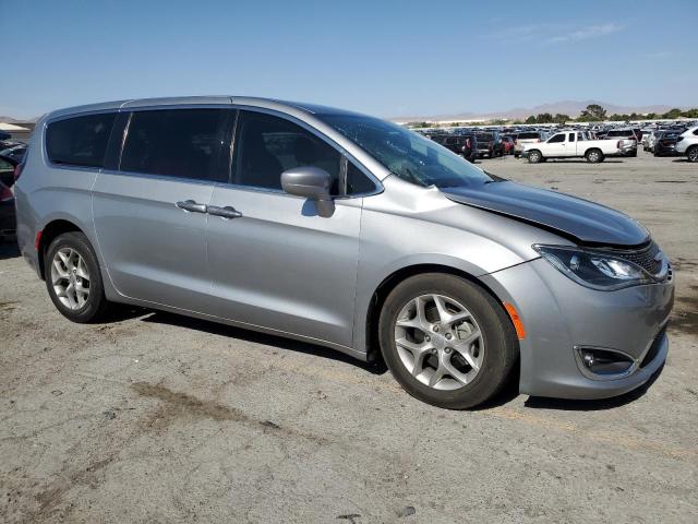 2C4RC1FGXKR588006 - 2019 CHRYSLER PACIFICA TOURING PLUS 银色 照片 4