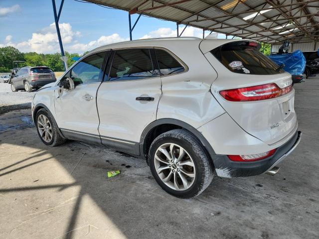 5LMCJ2C99HUL45752 - 2017 LINCOLN MKC SELECT WHITE photo 2