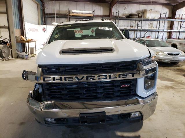 1GC5YNEYXPF249469 - 2023 CHEVROLET SILVERADO K2500 HEAVY DUTY LT WHITE photo 5