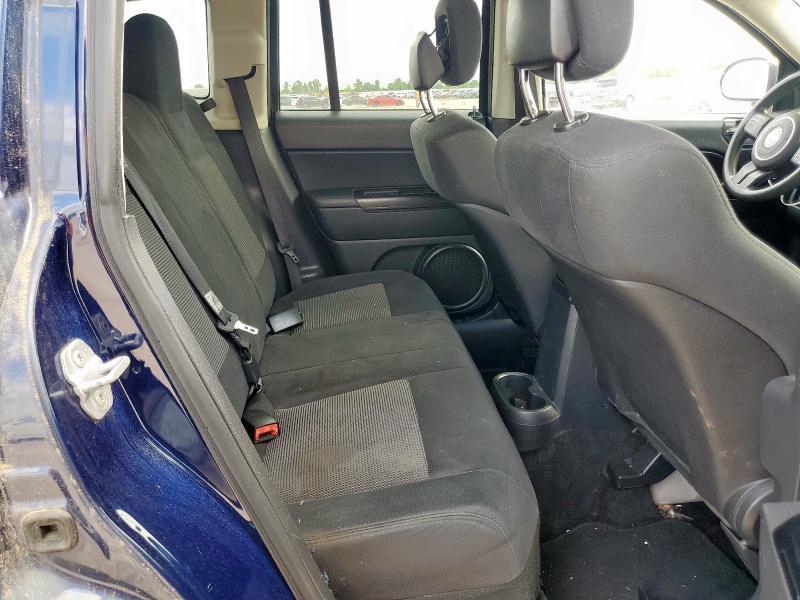 1C4NJCBA9CD652140 - 2012 JEEP COMPASS SPORT BLUE photo 11