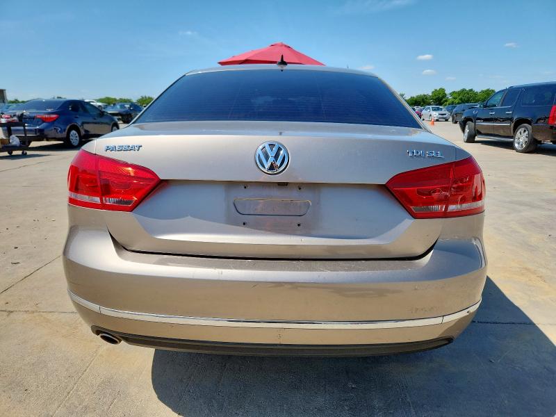 1VWCV7A33FC051478 - 2015 VOLKSWAGEN PASSAT SEL TAN photo 6