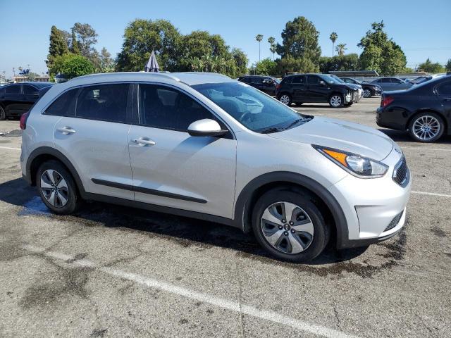 KNDCB3LC4K5351367 - 2019 KIA NIRO FE SILVER photo 4