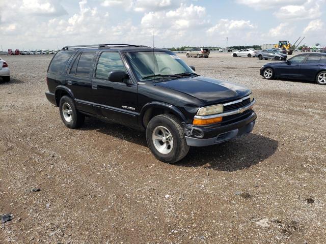 1GNCS13W62K122003 - 2002 CHEVROLET BLAZER BLACK photo 4