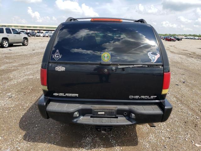 1GNCS13W62K122003 - 2002 CHEVROLET BLAZER BLACK photo 6