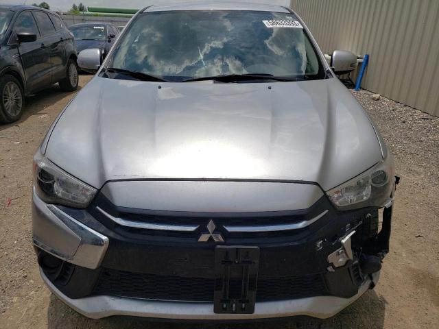 JA4AP3AU1JU022175 - 2018 MITSUBISHI OUTLANDER ES SILVER photo 5