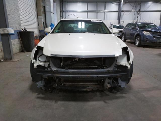 1G6DJ577880183970 - 2008 CADILLAC CTS WHITE photo 5