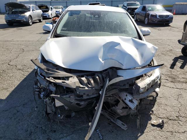 JTDKARFP4K3119394 - 2019 TOYOTA PRIUS PRIM 白色 照片 5