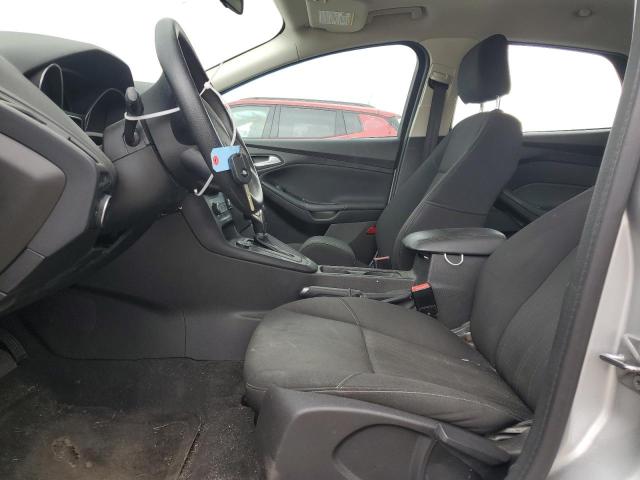 1FADP3F27GL381190 - 2016 FORD FOCUS SE SILVER photo 7