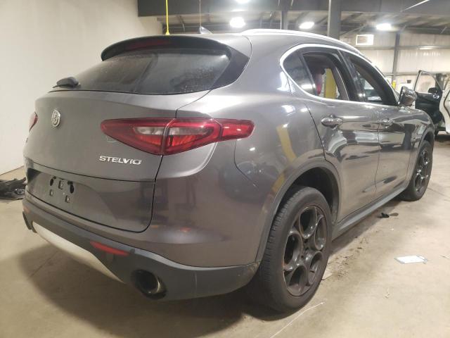 ZASFAKANXJ7B87969 - 2018 ALFA ROMEO STELVIO GRAY photo 4