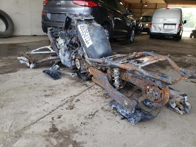 2BXREDD2XGV002258 - 2016 CAN-AM SPYDER ROA F3-T BURN photo 3