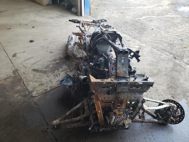 2BXREDD2XGV002258 - 2016 CAN-AM SPYDER ROA F3-T BURN photo 5