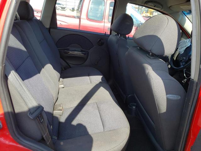 KL1TD66676B517378 - 2006 CHEVROLET AVEO BASE RED photo 10