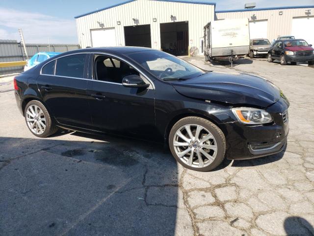 LYV402HK7JB177751 - 2018 VOLVO S60 PREMIER BLACK photo 4