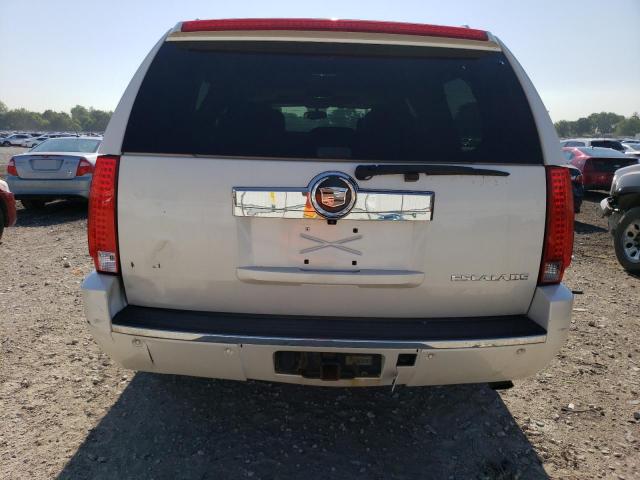 1GYS3HEF6BR100687 - 2011 CADILLAC ESCALADE ESV LUXURY WHITE photo 6