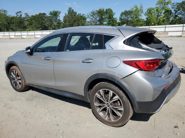 SJKCH5CR5HA035231 - 2017 INFINITI QX30 BASE 银色 照片 2