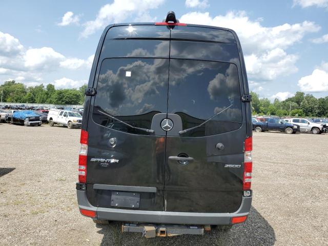 8BRPE7CD7JE157504 - 2018 MERCEDES-BENZ SPRINTER 2500 BLACK photo 6