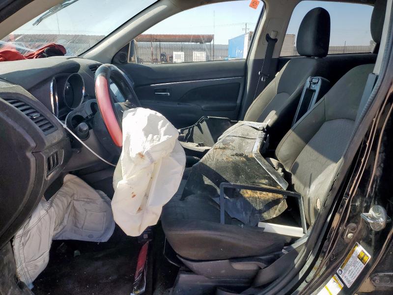 JA4AP3AU7HZ058367 - 2017 MITSUBISHI OUTLANDER ES BLACK photo 7