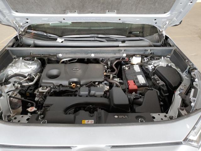 2T3H1RFV1RW322906 - 2024 TOYOTA RAV4 LE 银色 照片 11