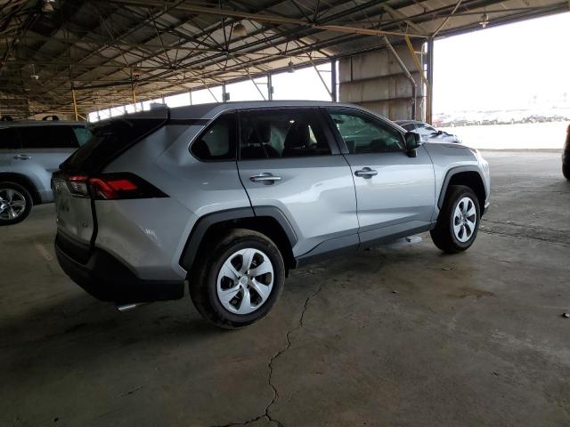 2T3H1RFV1RW322906 - 2024 TOYOTA RAV4 LE 银色 照片 3