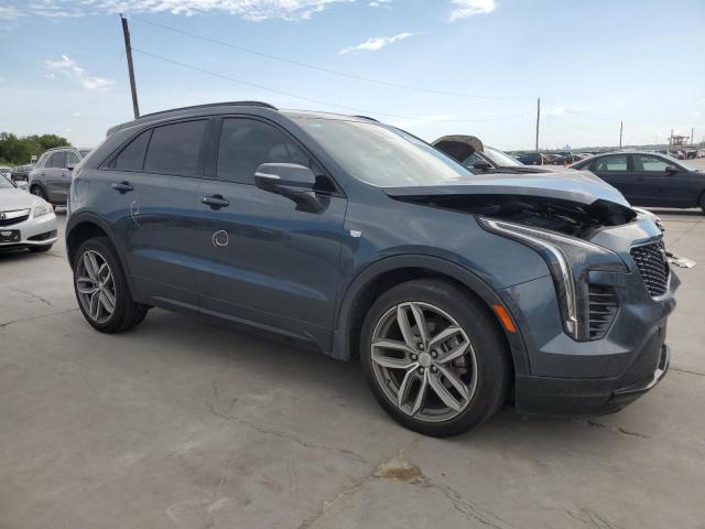 1GYFZER47KF119015 - 2019 CADILLAC XT4 SPORT GRAY photo 4