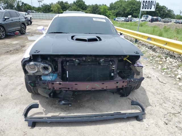 2C3CDZFJ5MH645142 - 2021 DODGE CHALLENGER R/T SCAT PACK PURPLE photo 5