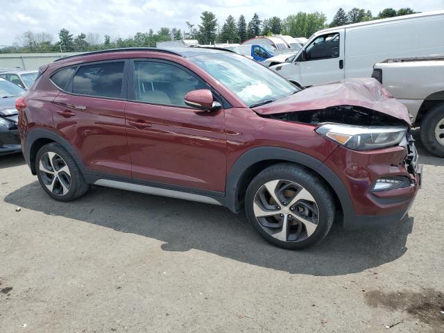 KM8J3CA25JU647030 - 2018 HYUNDAI TUCSON VALUE MAROON photo 4