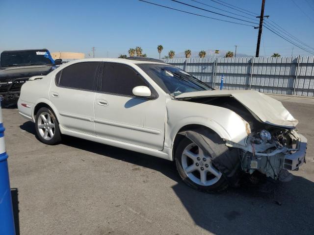 JN1DA31D62T453142 - 2002 NISSAN MAXIMA GLE WHITE photo 4