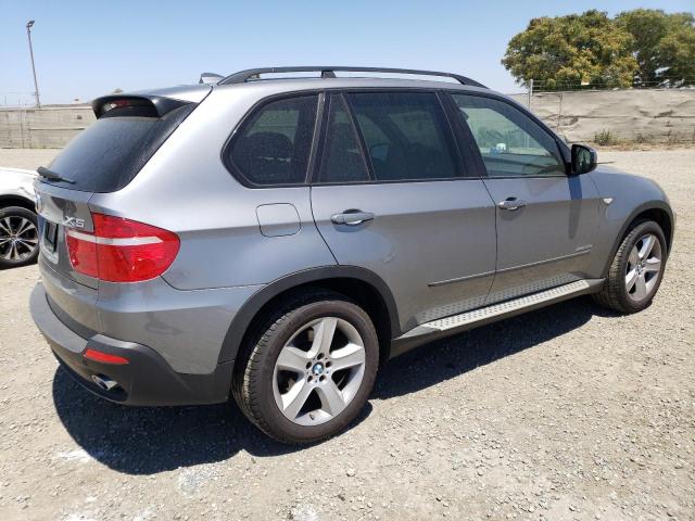 5UXFF0C55ALT75817 - 2010 BMW X5 XDRIVE35D GRAY photo 3