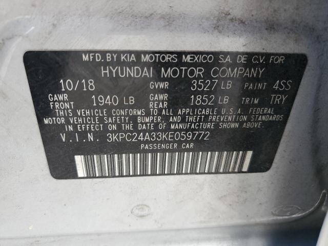 3KPC24A33KE059772 - 2019 HYUNDAI ACCENT SE SILVER photo 12