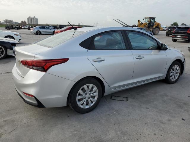 3KPC24A33KE059772 - 2019 HYUNDAI ACCENT SE SILVER photo 3