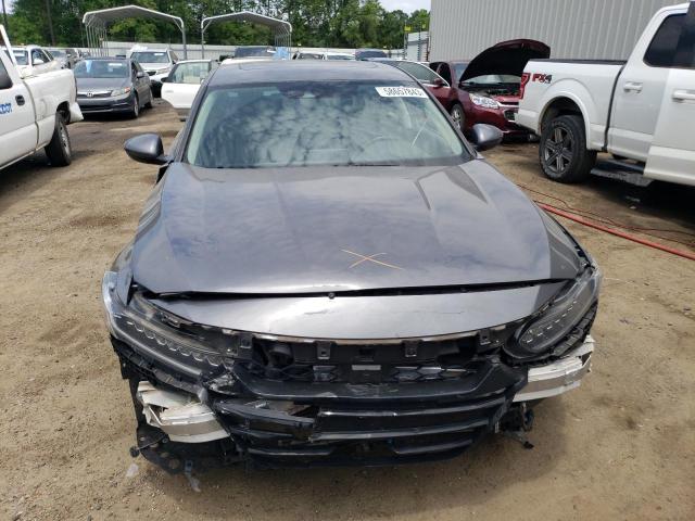 1HGCV1F97JA024349 - 2018 HONDA ACCORD TOURING SILVER photo 11