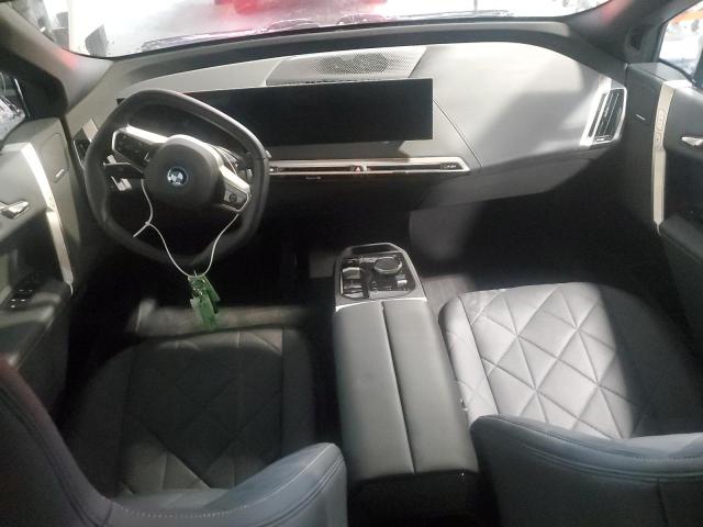 WB523CF0XPCM62725 - 2023 BMW IX XDRIVE50 WHITE photo 8