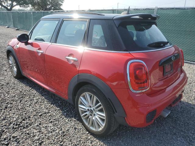 WMWXU3C56J2F50109 - 2018 MINI COOPER S RED photo 2