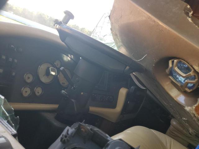 1RF13561751031877 - 2005 ROADMASTER RAIL MONOCOQUE Or photo 8