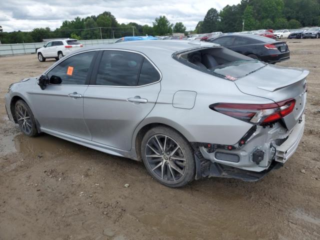 4T1S11AK1RU216534 - 2024 TOYOTA CAMRY SE NIGHT SHADE SILVER photo 2