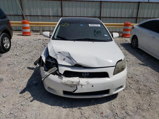 JTKDE167790288747 - 2009 TOYOTA SCION TC WHITE photo 5