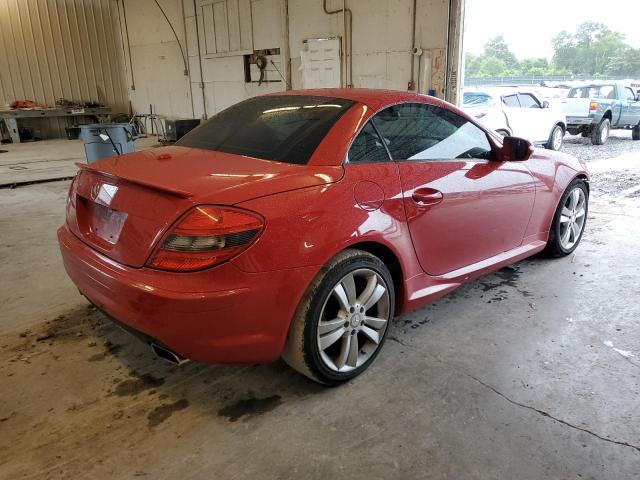 WDBWK5EA0BF241591 - 2011 MERCEDES-BENZ SLK 300 RED photo 3