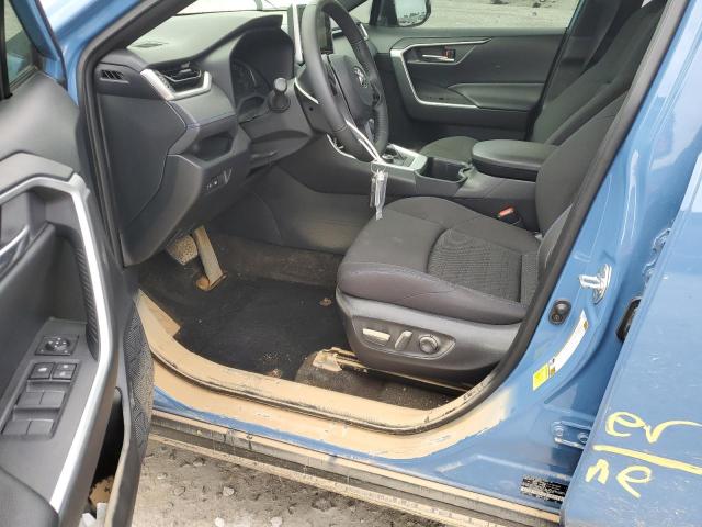 JTM16RFV2PD085078 - 2023 TOYOTA RAV4 SE BLUE photo 7