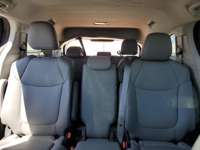 5TDYRKEC4RS199328 - 2024 TOYOTA SIENNA XLE أبيض صورة 10
