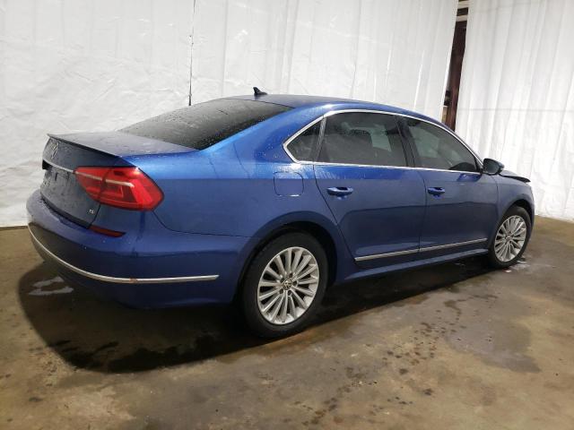 1VWBT7A3XGC044434 - 2016 VOLKSWAGEN PASSAT SE BLUE photo 3