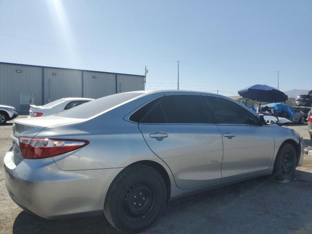 4T1BF1FK0HU705841 - 2017 TOYOTA CAMRY LE SILVER photo 3