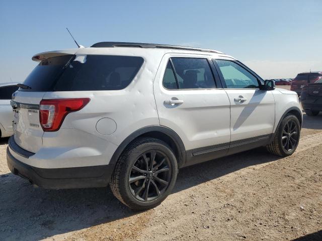 1FM5K7DH2KGB09252 - 2019 FORD EXPLORER XLT WHITE photo 3