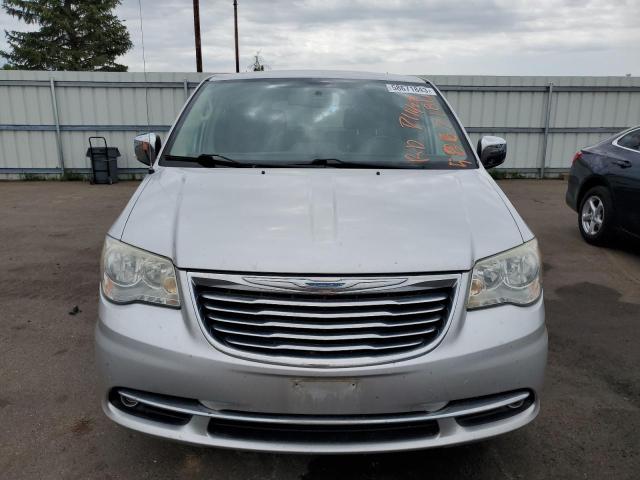 2A4RR8DG2BR759657 - 2011 CHRYSLER TOWN & COU TOURING L SILVER photo 5