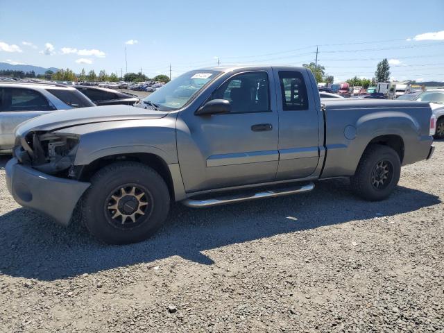 1Z7HC22K06S563166 - 2006 MITSUBISHI RAIDER LS GRAY photo 1