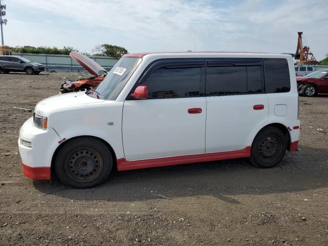 JTLKT324250197783 - 2005 TOYOTA SCION XB 白色 照片 1