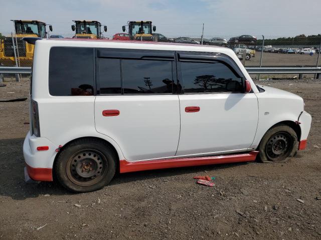 JTLKT324250197783 - 2005 TOYOTA SCION XB 白色 照片 3