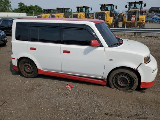 JTLKT324250197783 - 2005 TOYOTA SCION XB 白色 照片 4