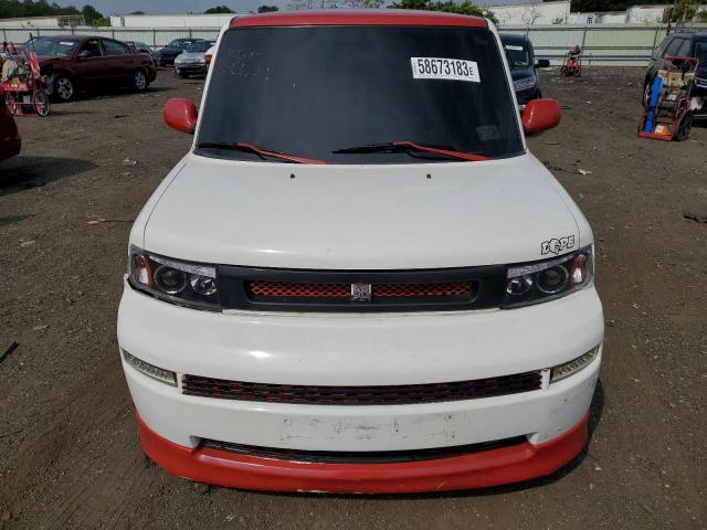 JTLKT324250197783 - 2005 TOYOTA SCION XB 白色 照片 5