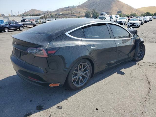 5YJ3E1EA8JF172141 - 2018 TESLA MODEL 3 BLACK photo 3